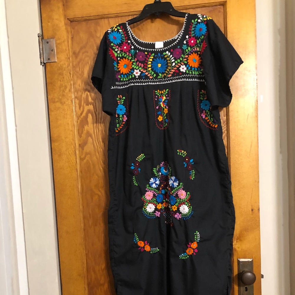 Embroidery Mexican dress